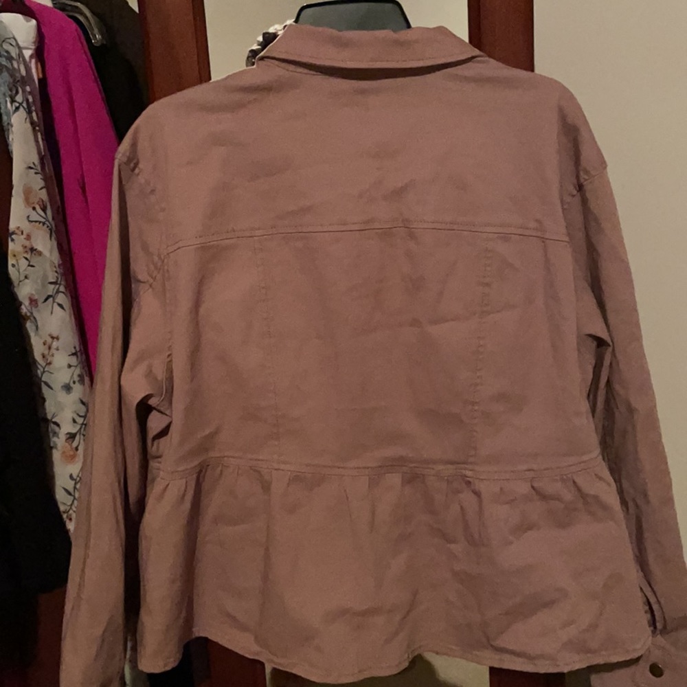 Cute Shirt/Jacket - Picture 3 of 3